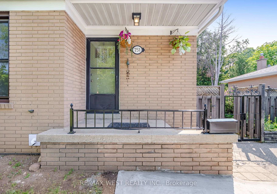 751-meadowvale-road-toronto-scarborough-ontario-e13637482