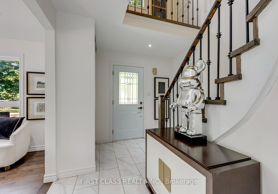 27-alton-towers-circle-toronto-scarborough-ontario-e13637514