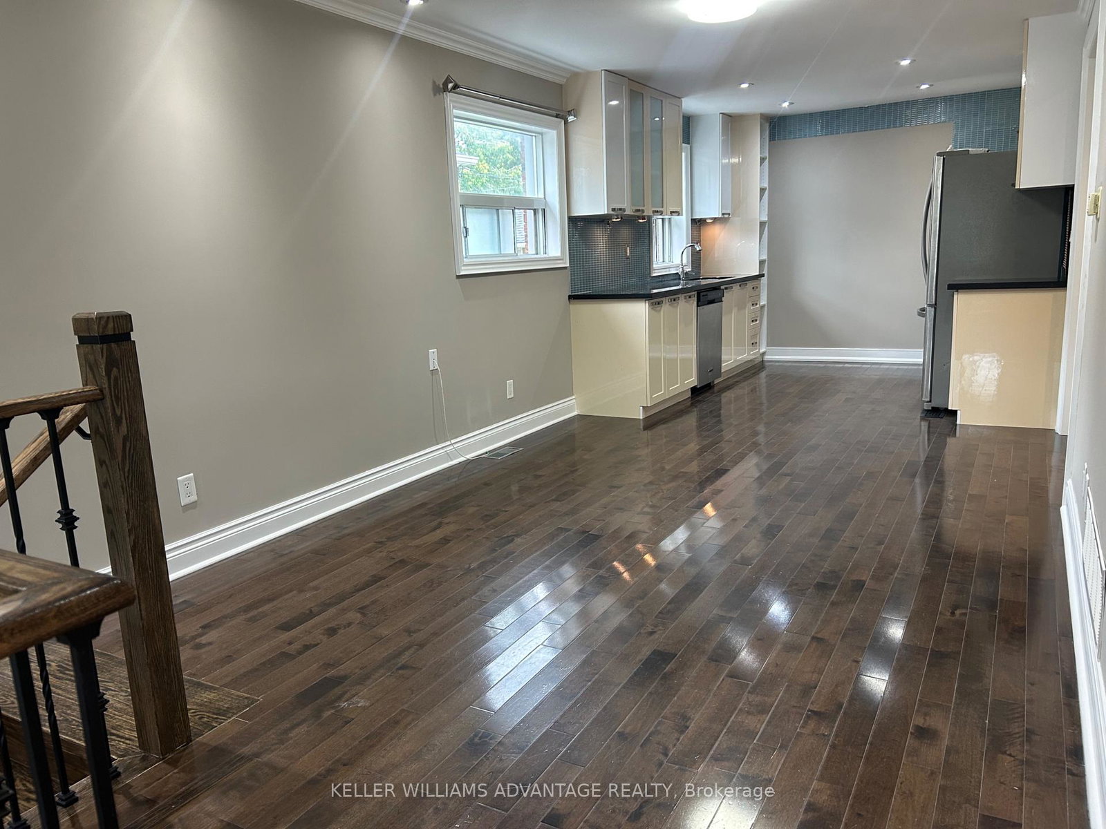 26-barker-avenue-toronto-east-york-ontario-e13637526