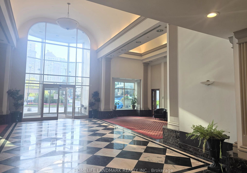 11-lee-centre-drive-toronto-scarborough-ontario-e13637846