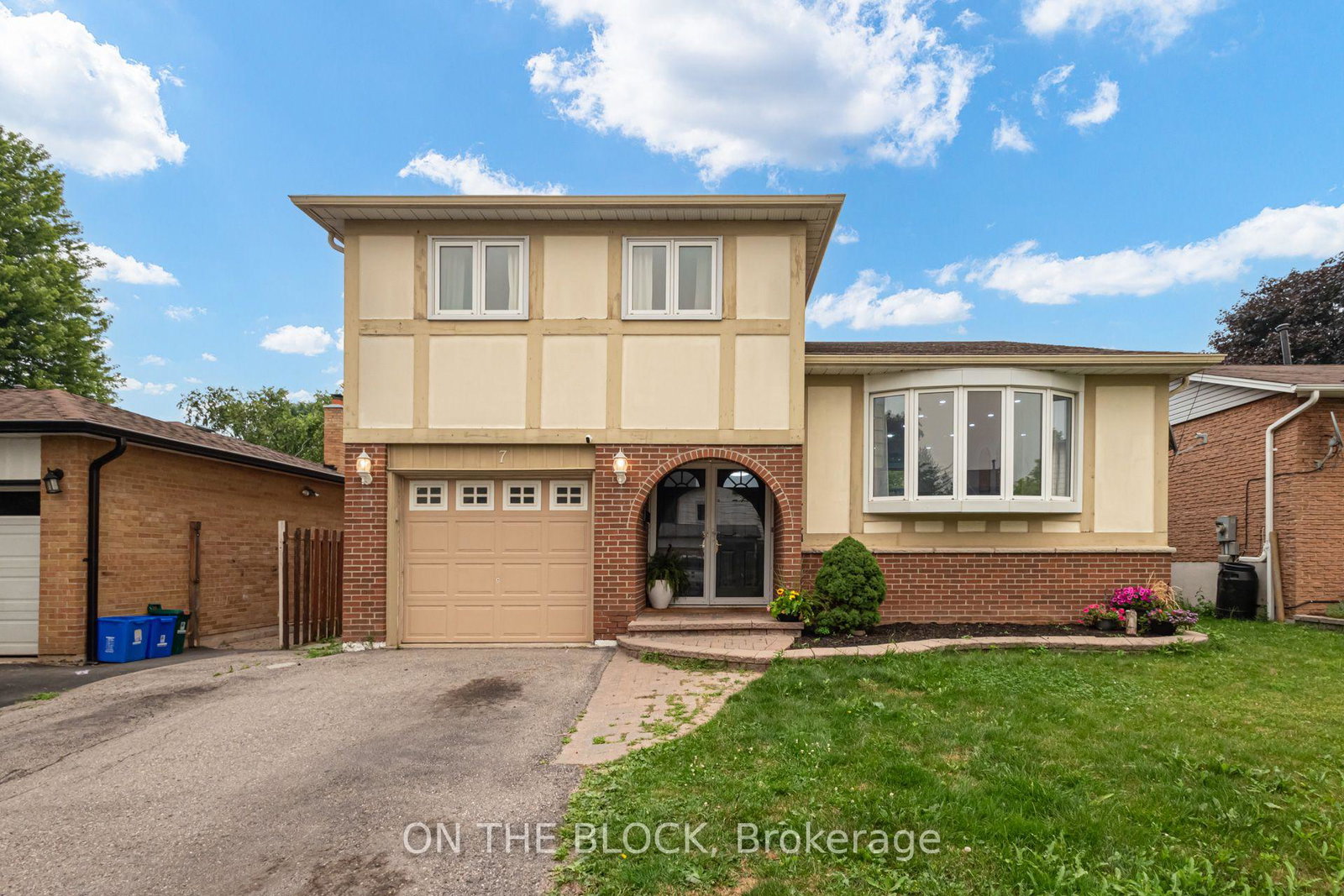 7-chopin-court-whitby-ontario-e13638268