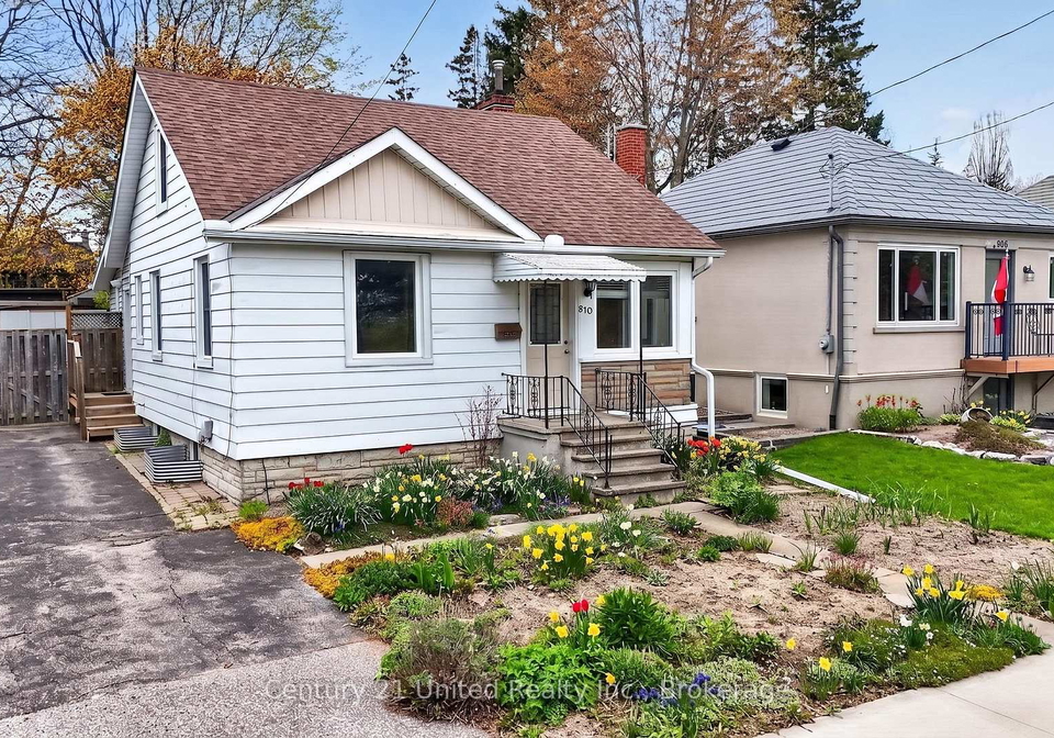 810-byron-street-s-whitby-ontario-e13638502
