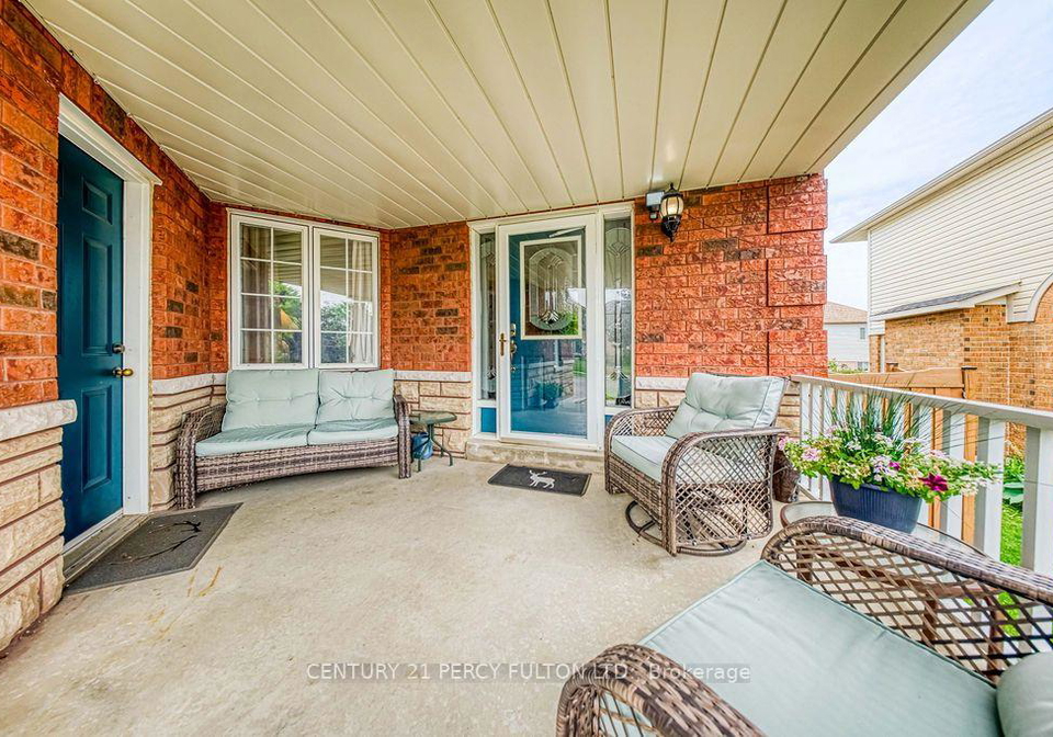 589-blackwood-boulevard-oshawa-ontario-e13638578