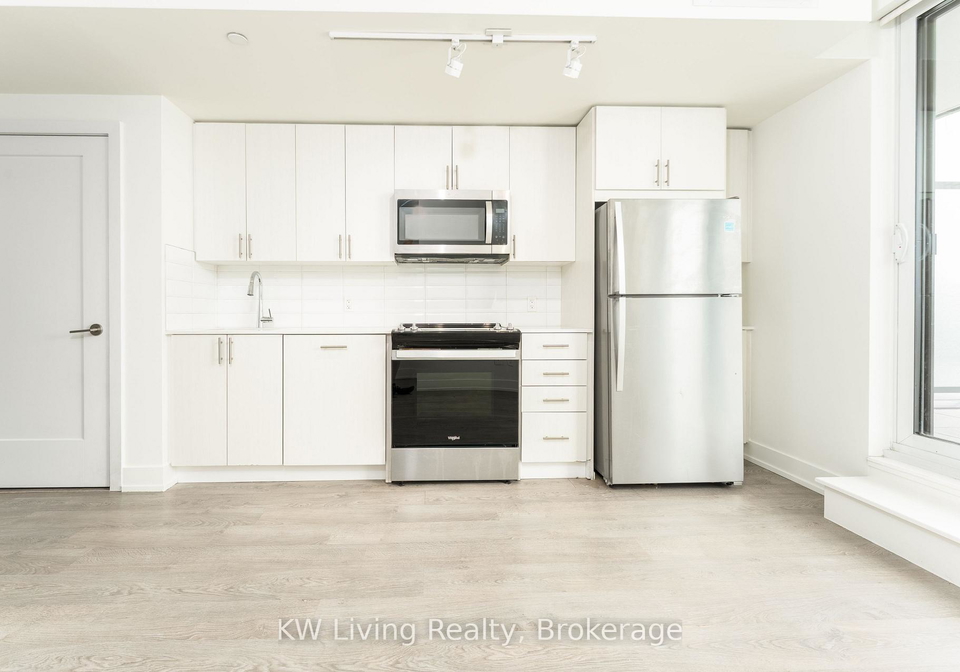 2550-simcoe-street-n-oshawa-ontario-e13638602
