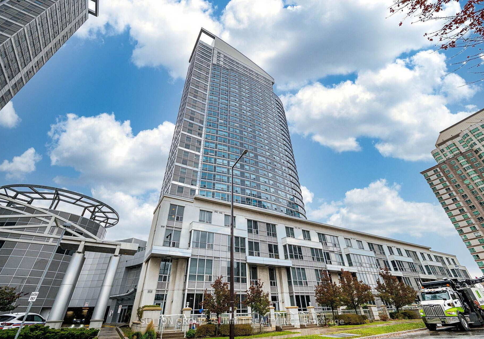 38-lee-centre-drive-toronto-scarborough-ontario-e13638608