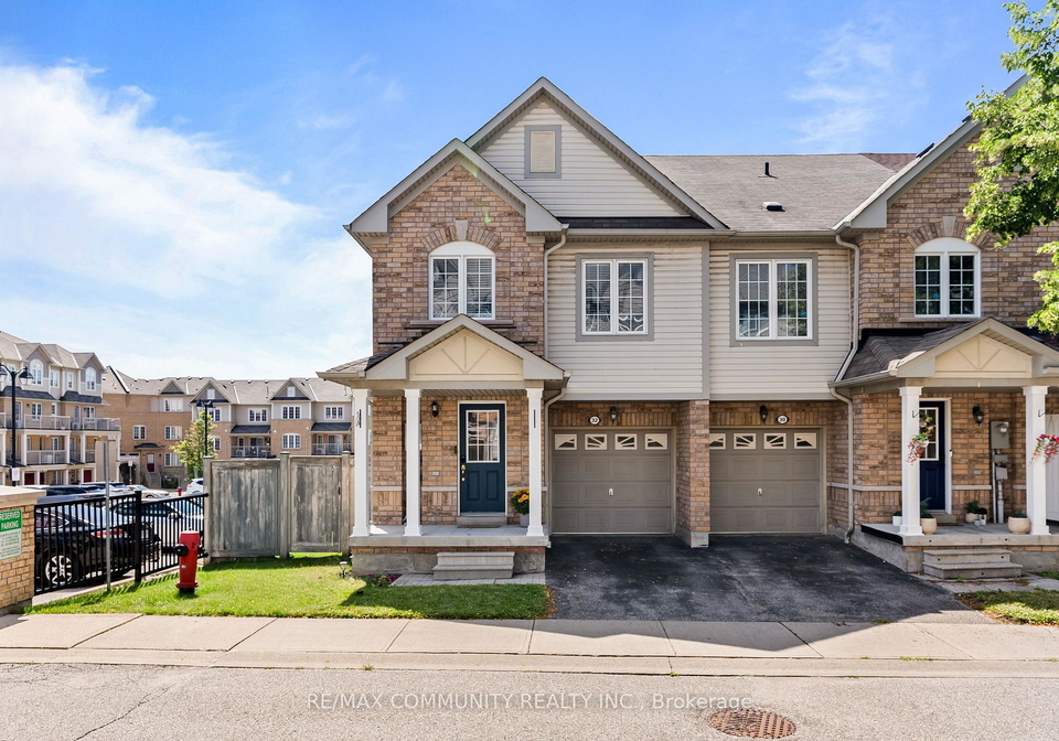 32-bartolo-lane-ajax-ontario-e13638640
