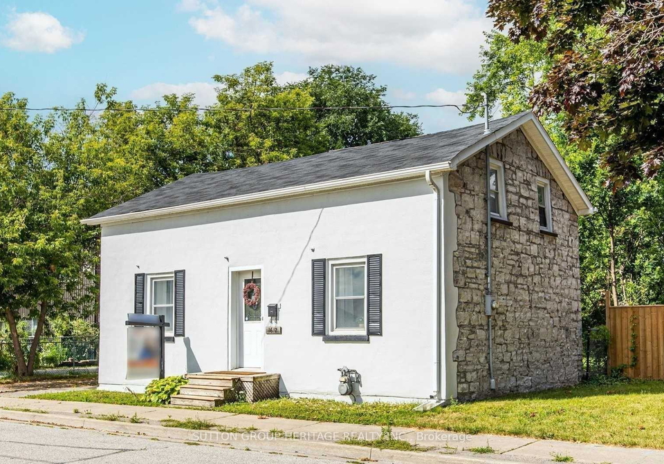 1612-dufferin-street-whitby-ontario-e13638672