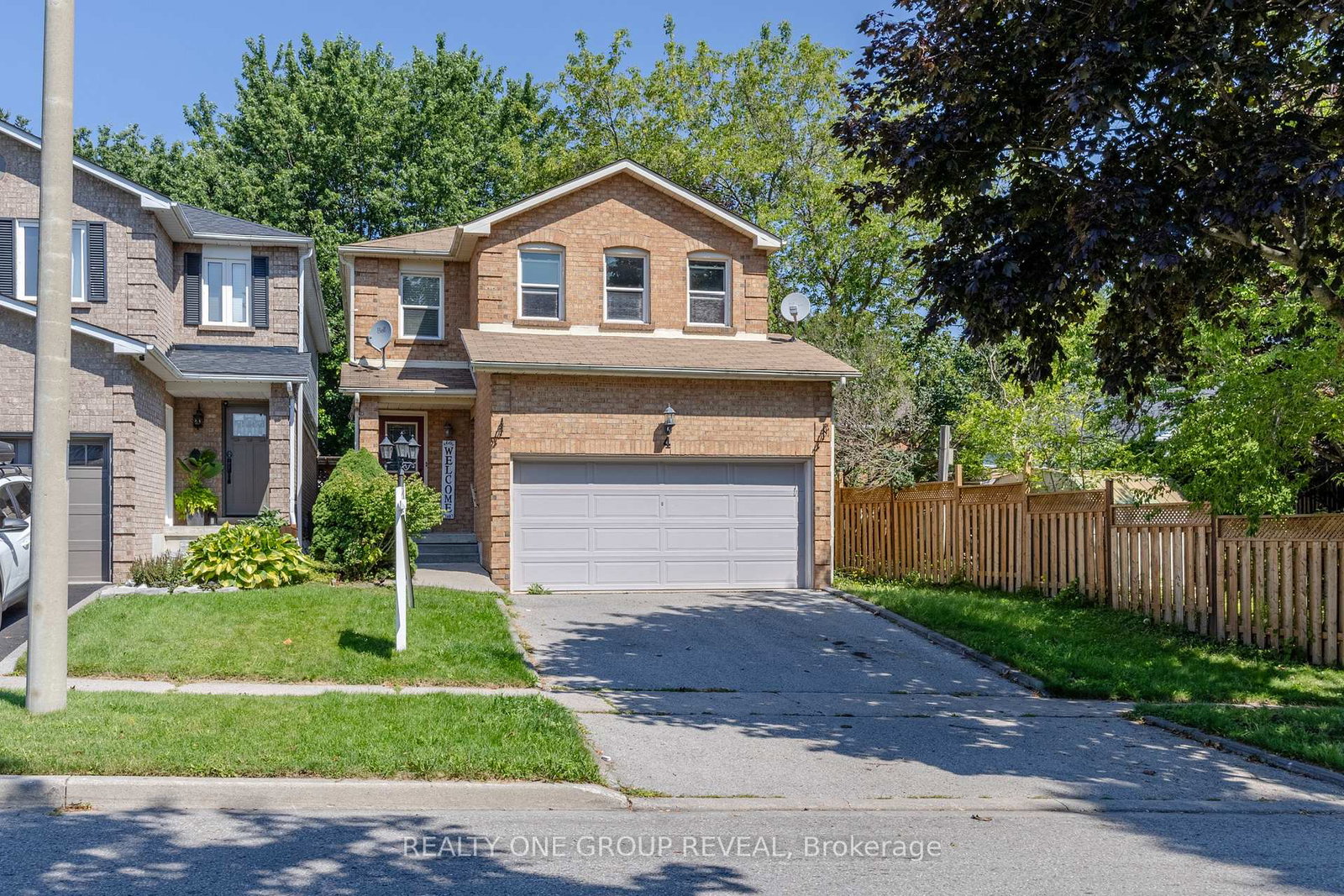 4-stanford-crescent-clarington-ontario-e13639194