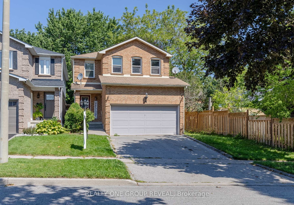 4-stanford-crescent-clarington-ontario-e13639194