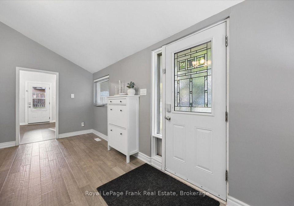 2-rosswood-crescent-toronto-scarborough-ontario-e13639382