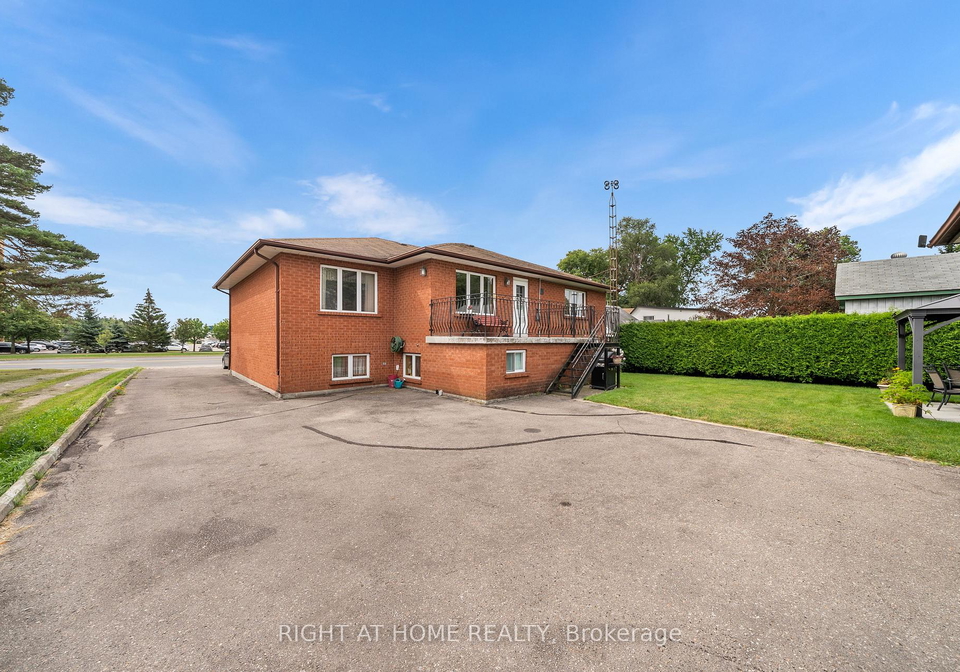 592-taunton-road-w-oshawa-ontario-e13639480