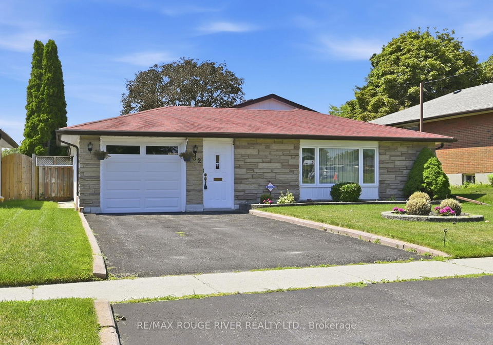 132-athabasca-street-oshawa-ontario-e13639492