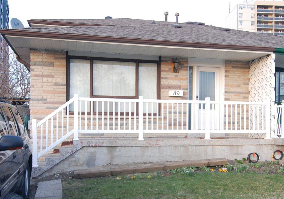 89-dolly-varden-boulevard-toronto-scarborough-ontario-e13639614