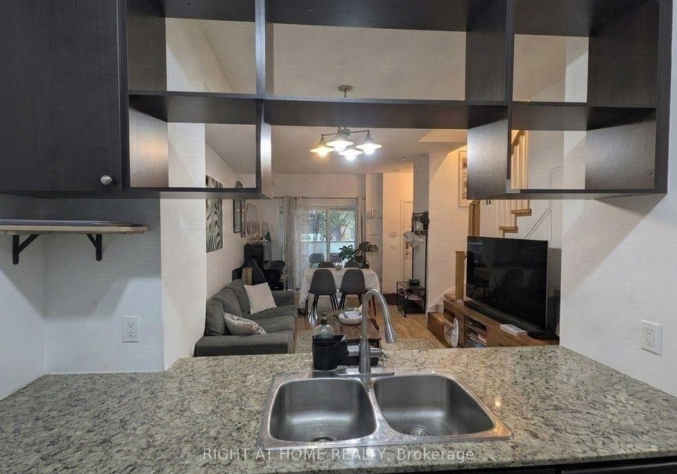 290-village-green-square-toronto-scarborough-ontario-e13639626