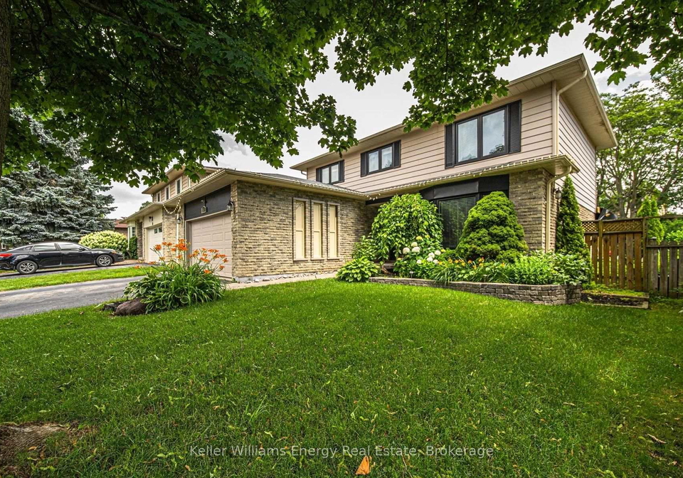 113-robinson-crescent-whitby-ontario-e13639666