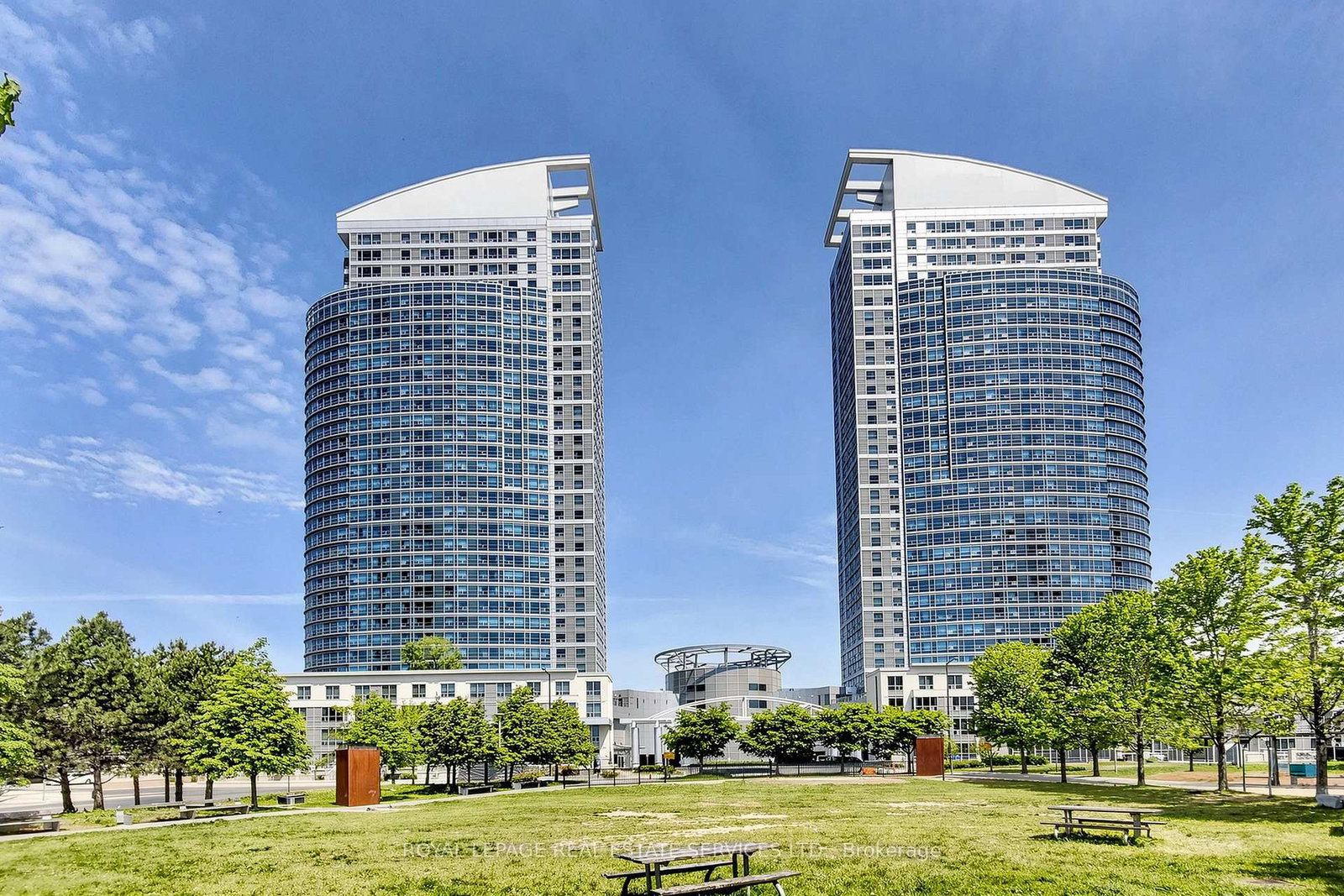 38-lee-centre-drive-toronto-scarborough-ontario-e13639790