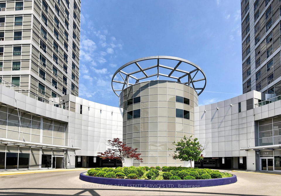38-lee-centre-drive-toronto-scarborough-ontario-e13639790