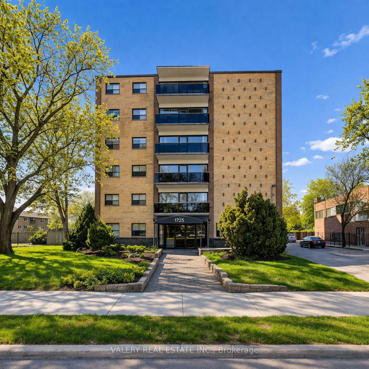 1725-lawrence-avenue-e-toronto-scarborough-ontario-e13640302