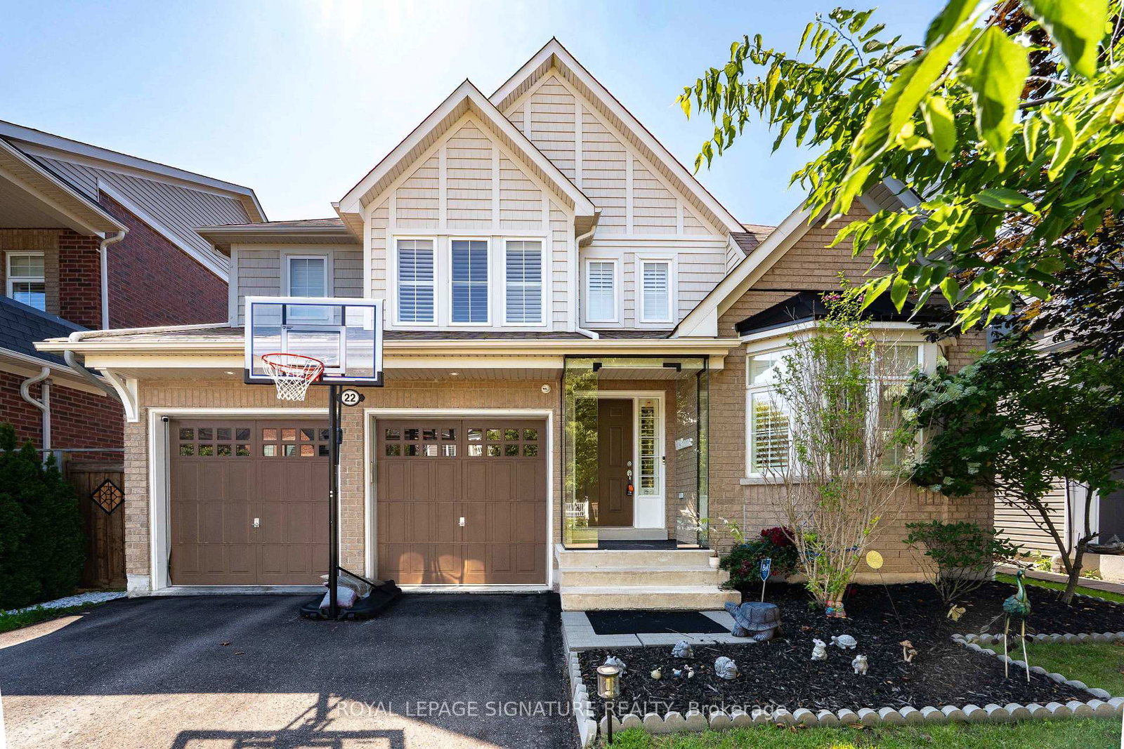 22-northcastle-crescent-whitby-ontario-e13640374