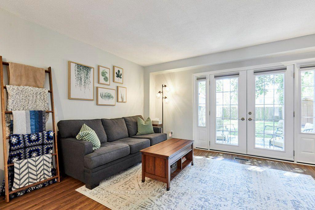 831-gentry-crescent-oshawa-ontario-e13640470