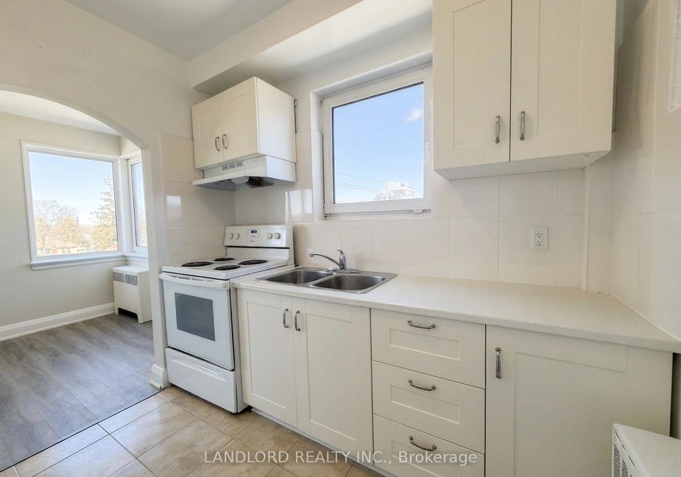 36-wood-glen-road-toronto-scarborough-ontario-e13640870