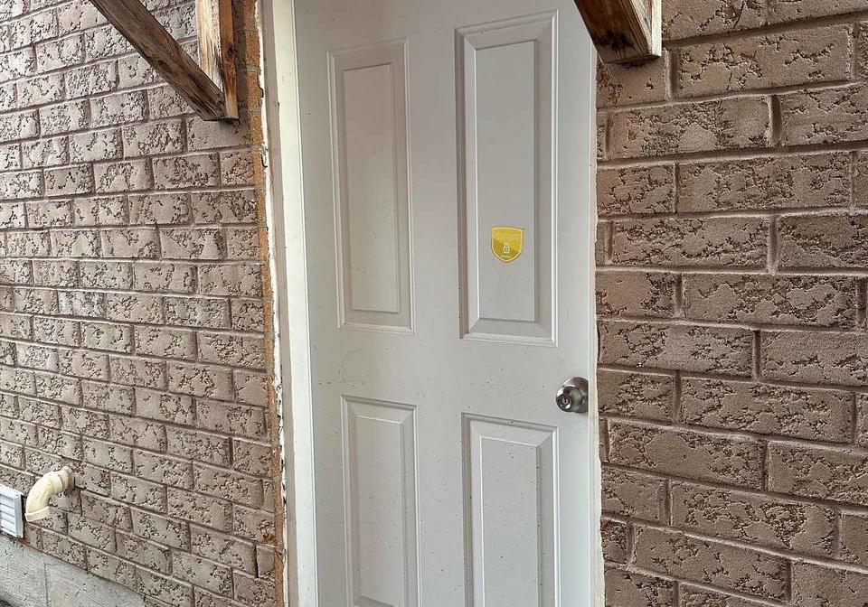 14-whitbread-crescent-ajax-ontario-e13640892