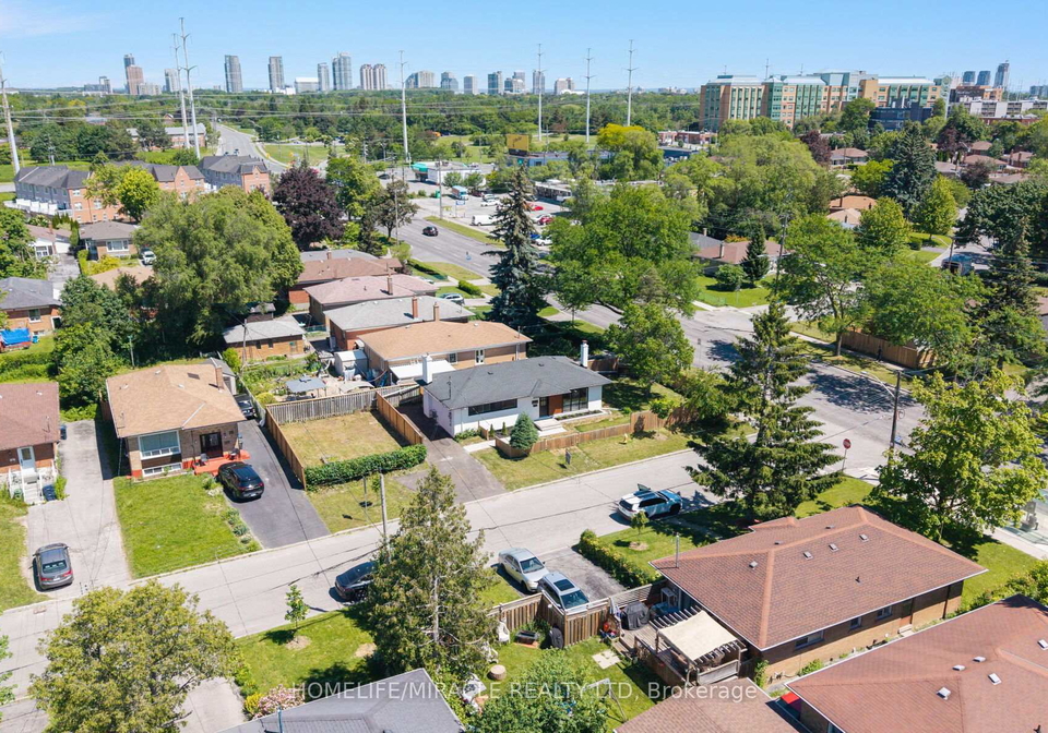 22-arnprior-road-toronto-scarborough-ontario-e13641498