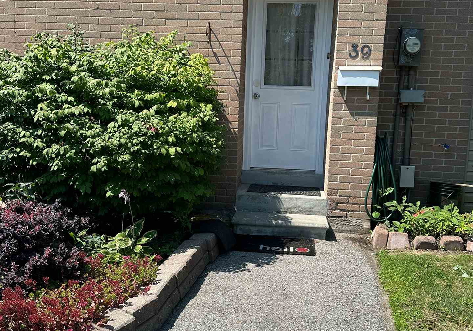 1235-radom-street-pickering-ontario-e13642062