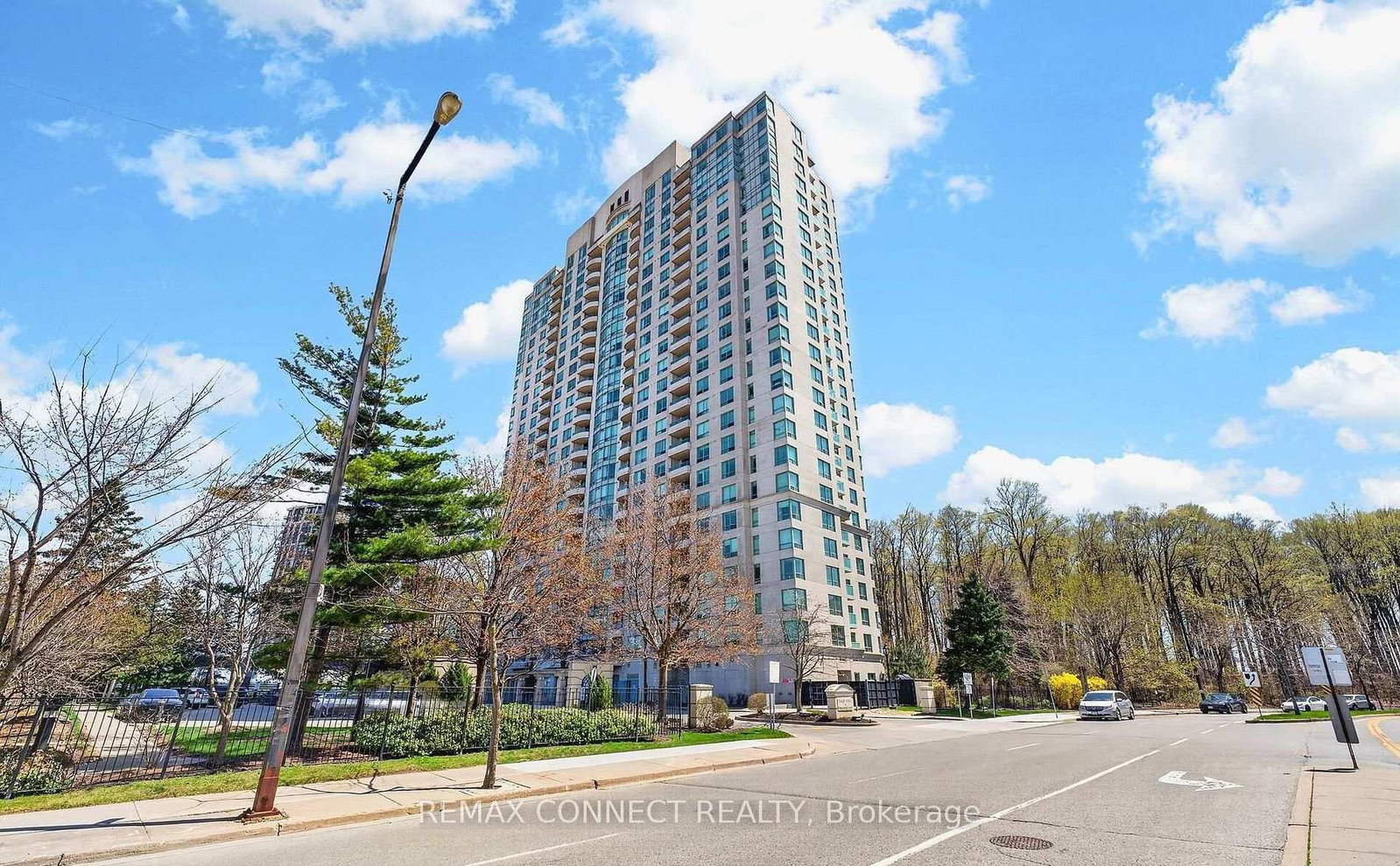 61-town-centre-court-toronto-scarborough-ontario-e13642104