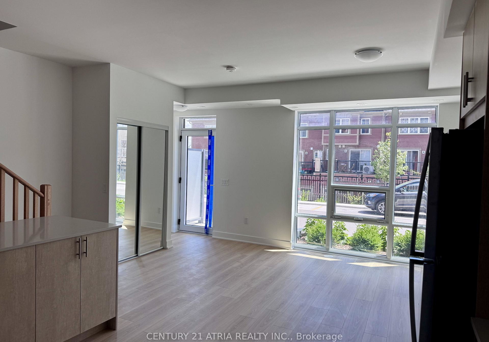 28-alpine-symphony-path-oshawa-ontario-e13642140