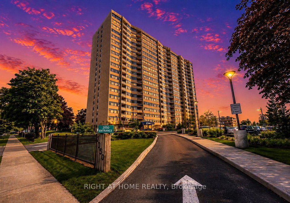 2050-bridletowne-circle-toronto-scarborough-ontario-e13642566