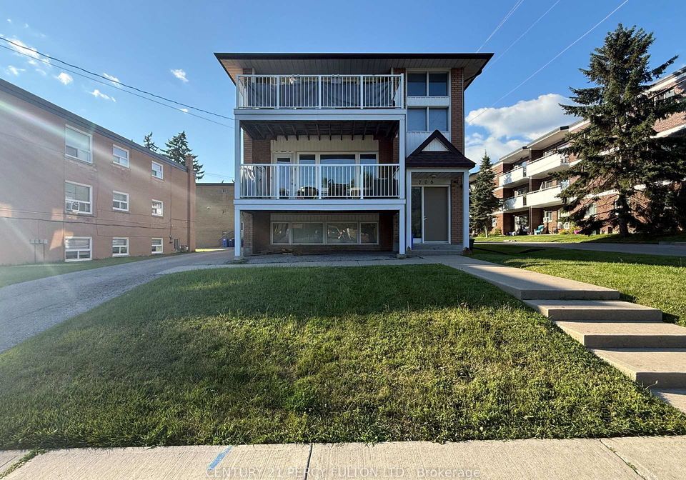 706-dunlop-street-w-whitby-ontario-e13642760