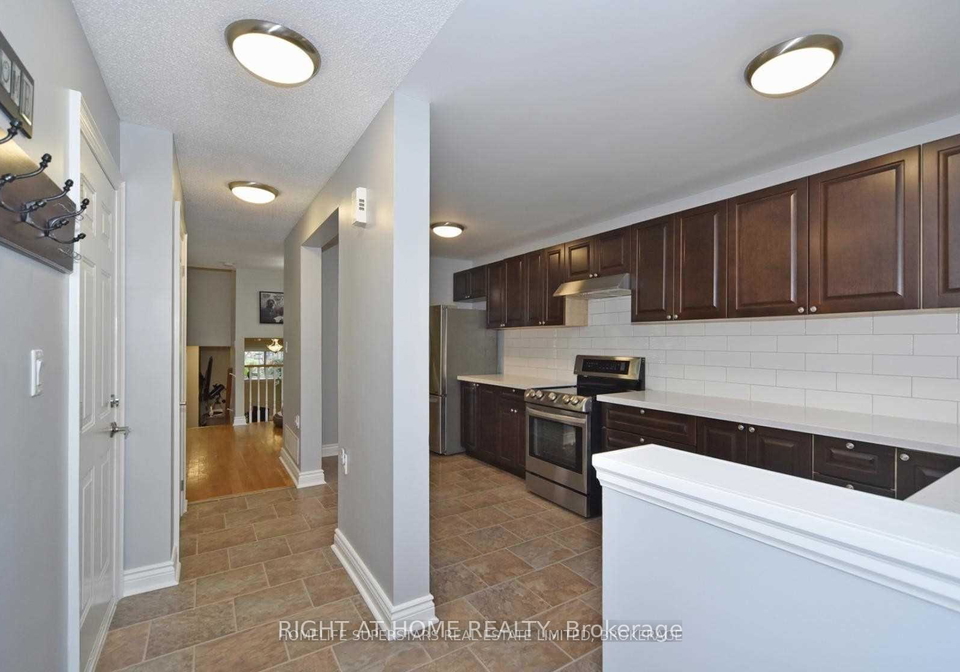 1434-largo-crescent-oshawa-ontario-e13642862