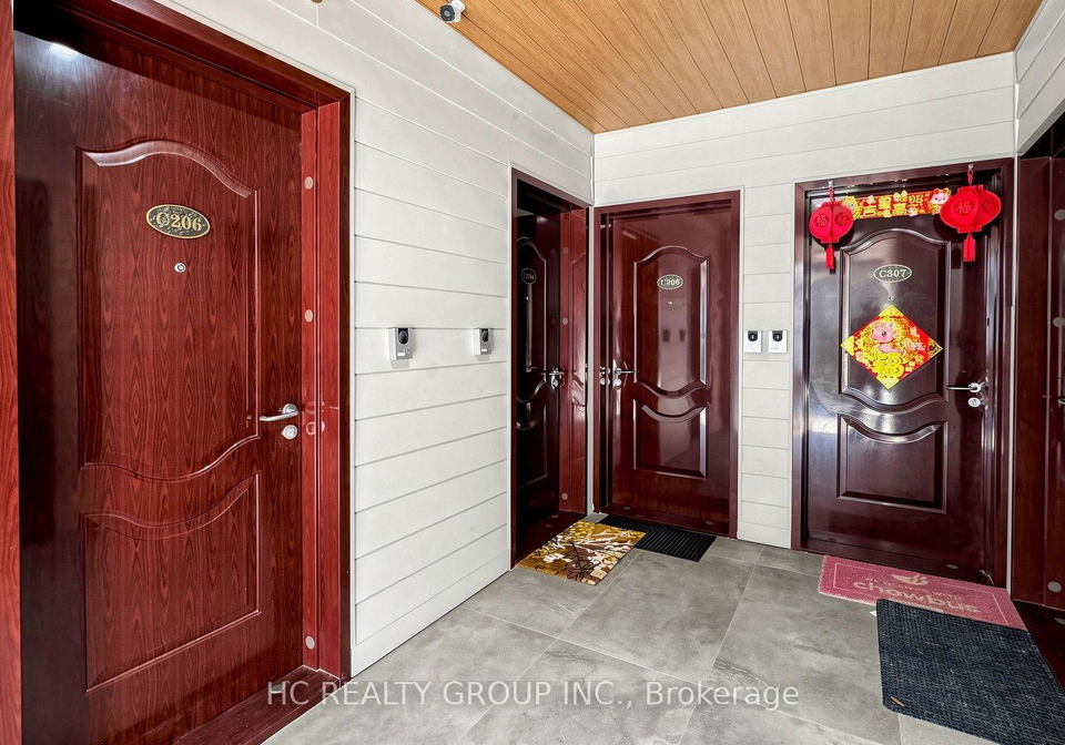 60-morecambe-gate-toronto-scarborough-ontario-e13642872