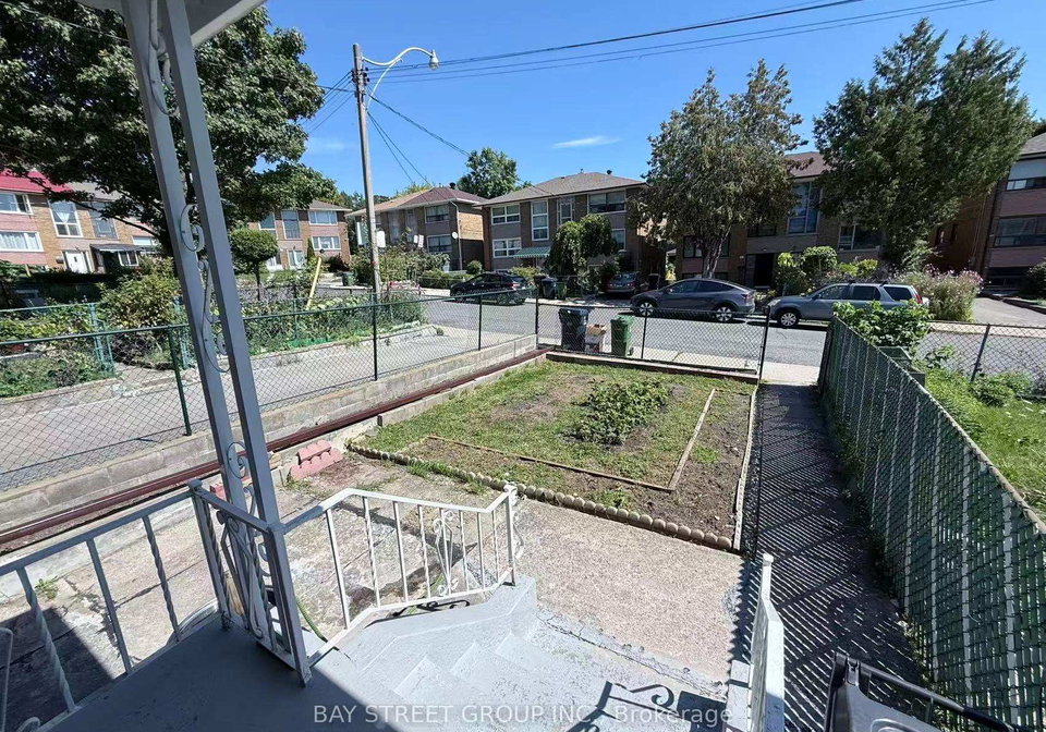 366-highfield-road-toronto-toronto-ontario-e13642992