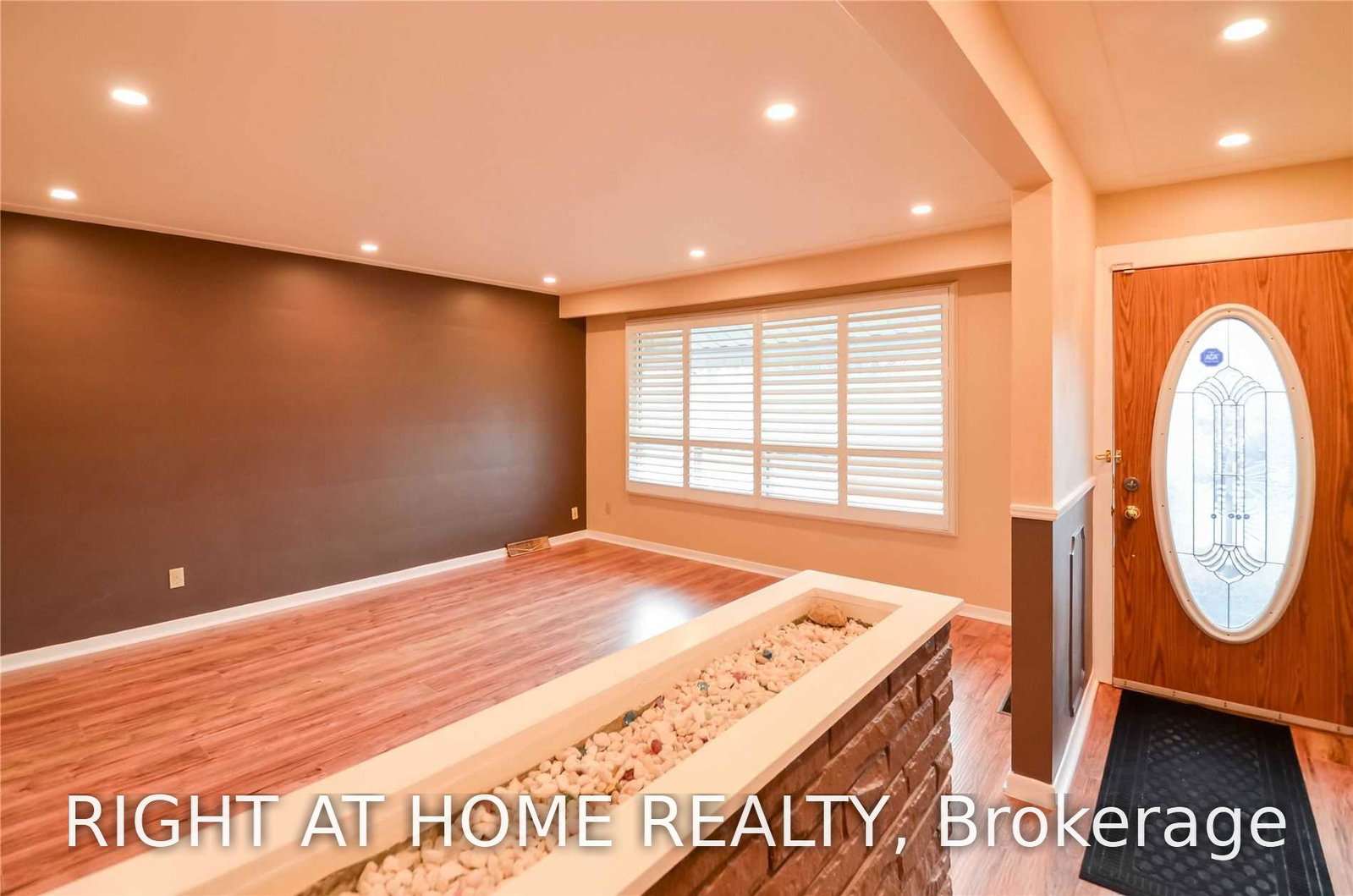 915-athol-street-whitby-ontario-e13643090