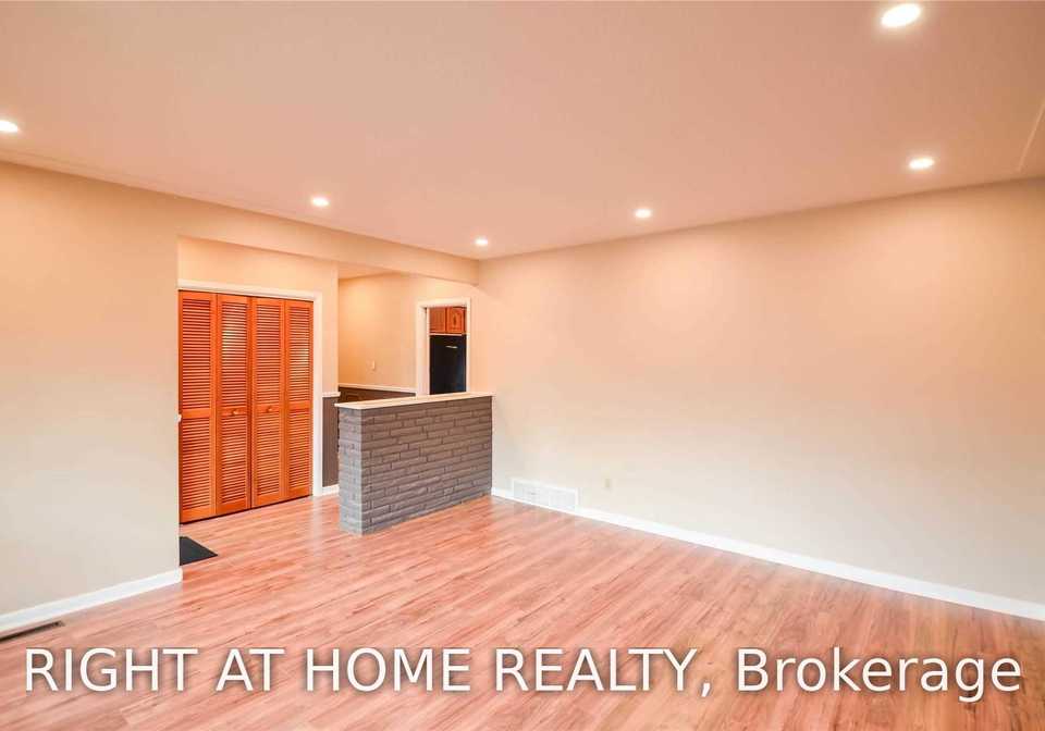 915-athol-street-whitby-ontario-e13643090