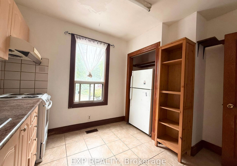 759-gerrard-street-e-toronto-toronto-ontario-e13643318