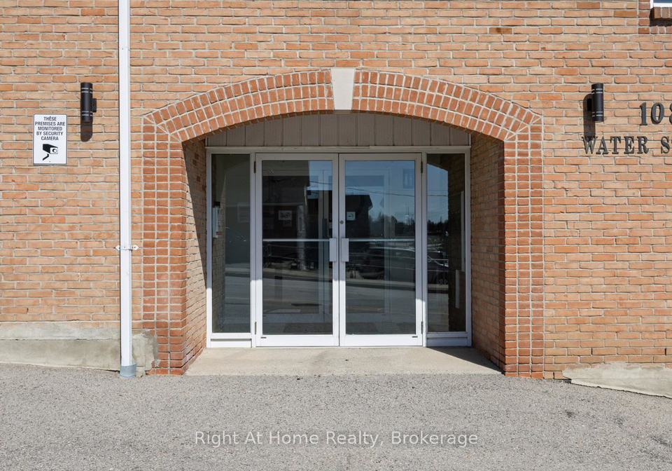 108-water-street-scugog-ontario-e13643548