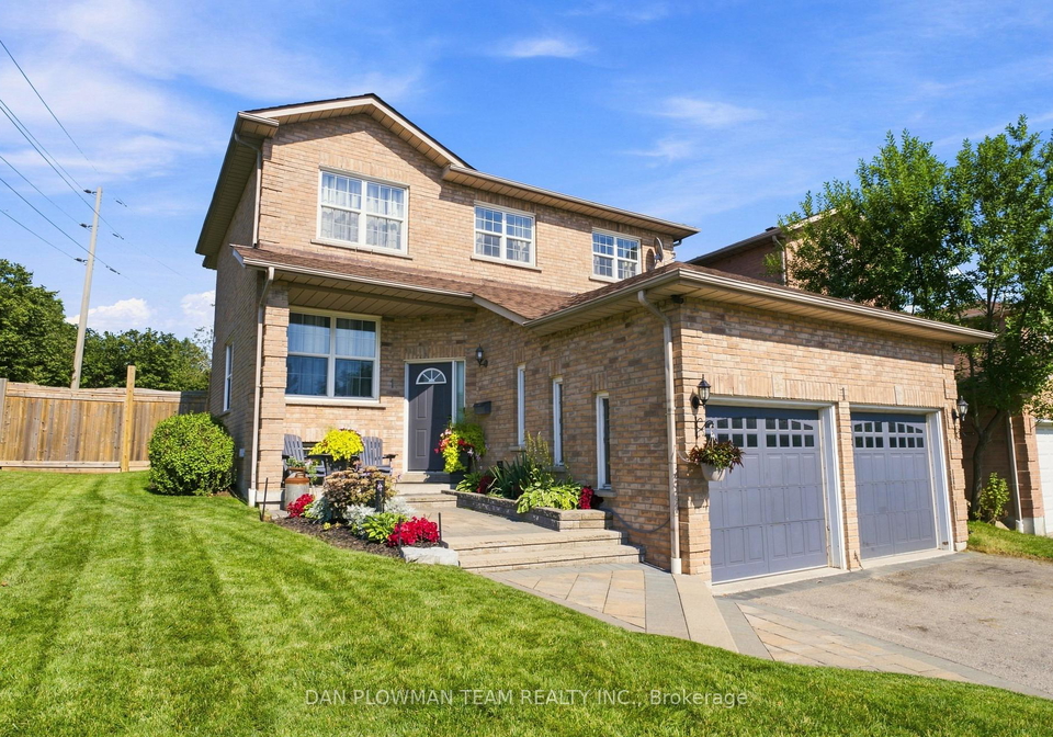 1-murkar-crescent-whitby-ontario-e13643780