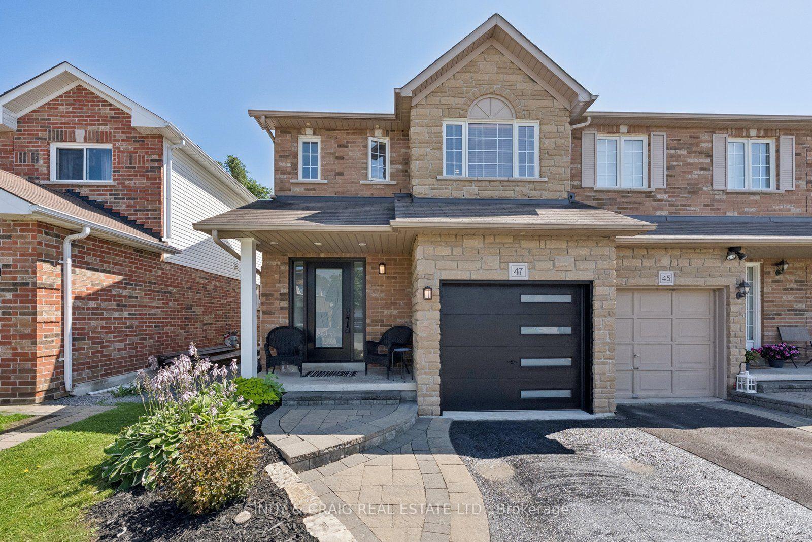 47-wade-square-clarington-ontario-e13643820