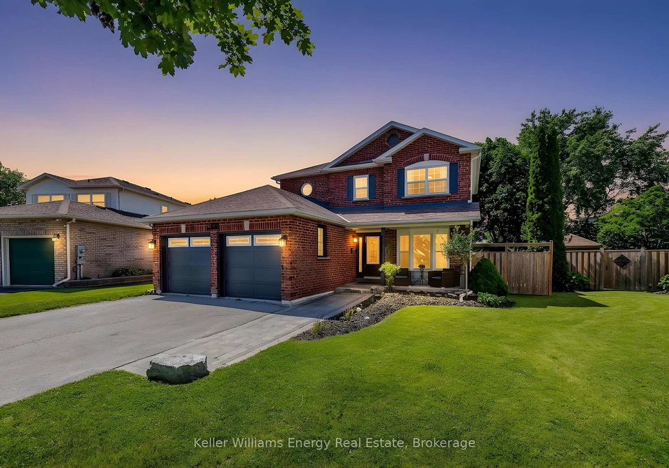 329-challenger-court-clarington-ontario-e13643870