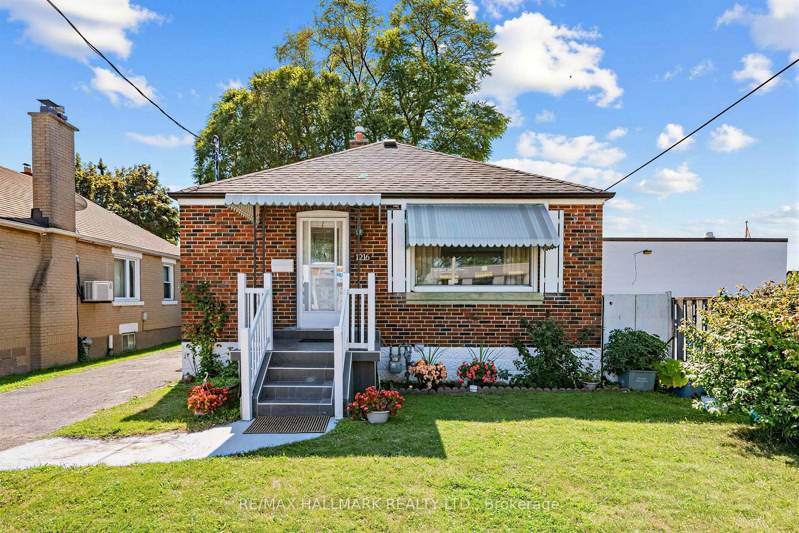 1216-victoria-park-avenue-toronto-east-york-ontario-e13644222
