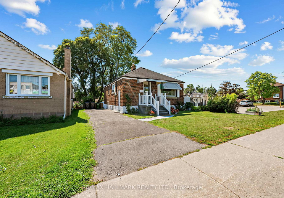 1216-victoria-park-avenue-toronto-east-york-ontario-e13644222