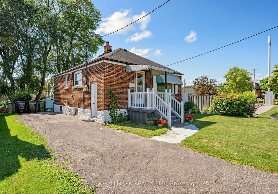 1216-victoria-park-avenue-toronto-east-york-ontario-e13644222