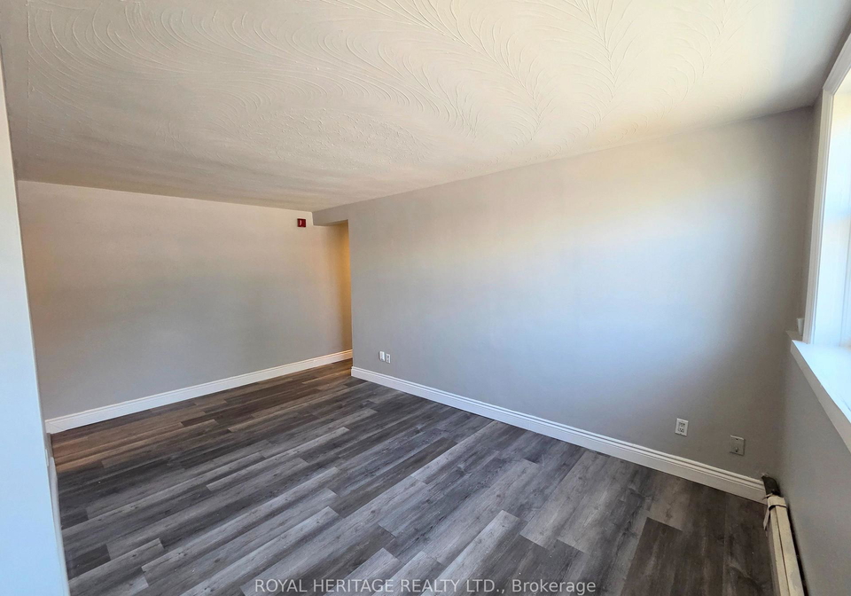 300-montrave-avenue-oshawa-ontario-e13644232