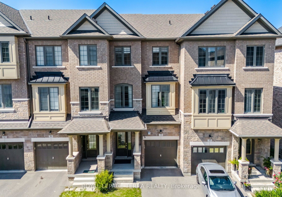 38-hallmark-way-whitby-ontario-e13644412