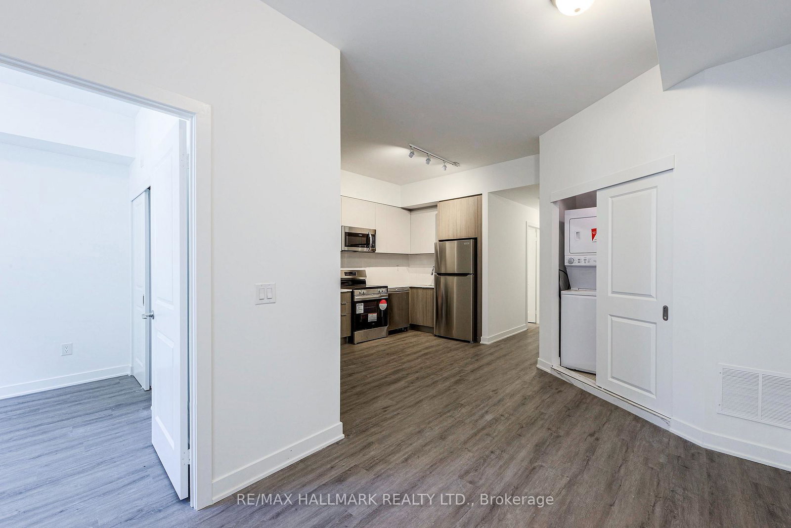 41-danforth-road-toronto-scarborough-ontario-e13644494