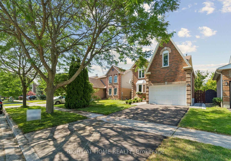 16-ian-fleming-crescent-whitby-ontario-e13644750