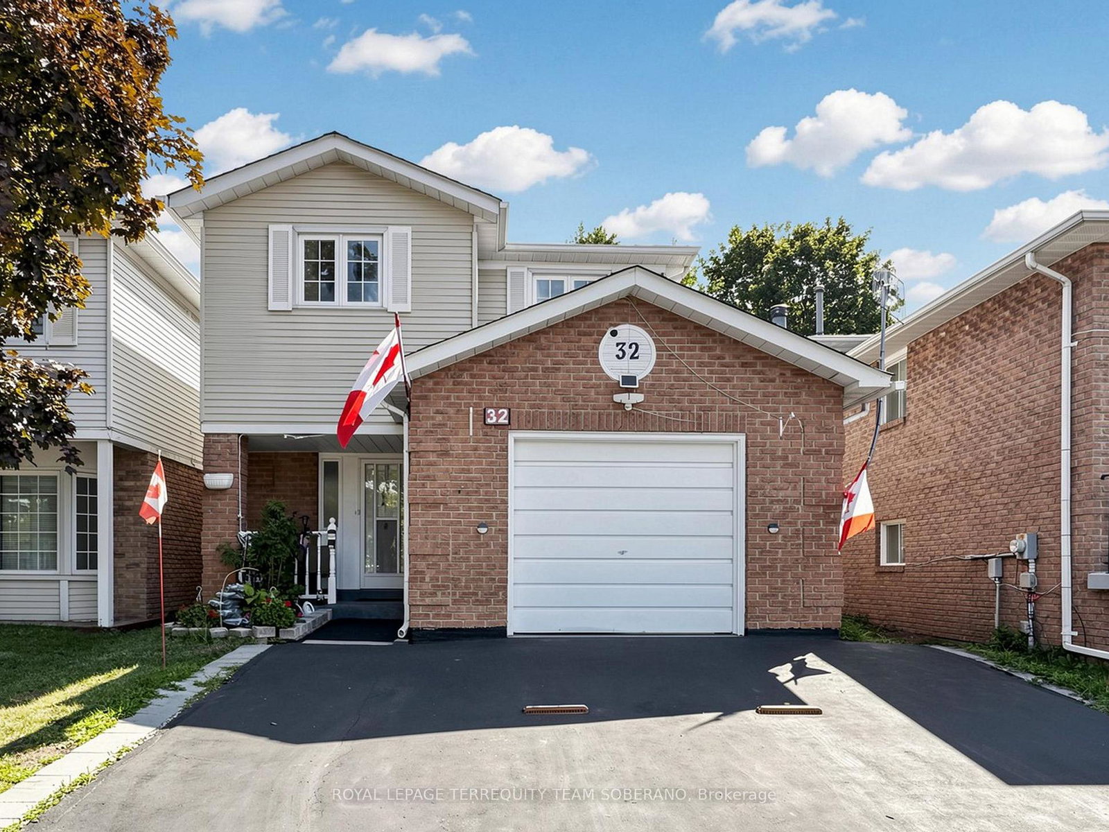 32-rotary-drive-toronto-scarborough-ontario-e13645182